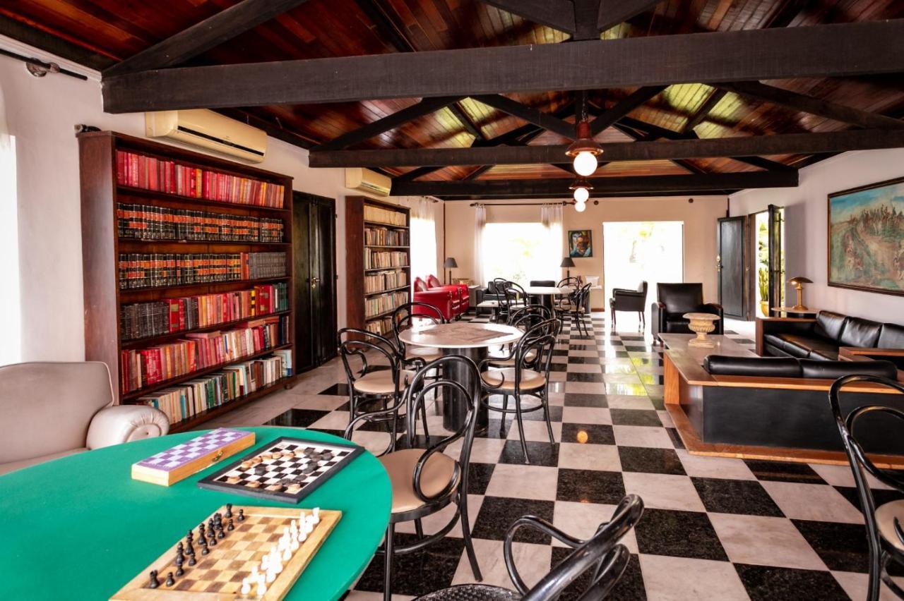 Hotel Highlander Гравата Екстер'єр фото