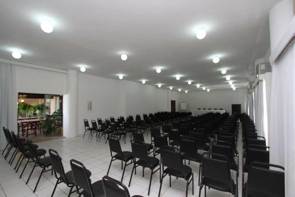 Hotel Highlander Гравата Екстер'єр фото