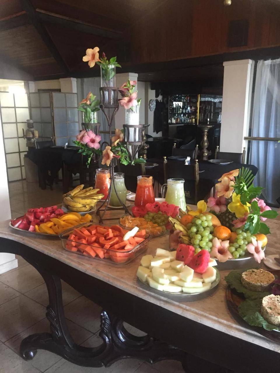 Hotel Highlander Гравата Екстер'єр фото