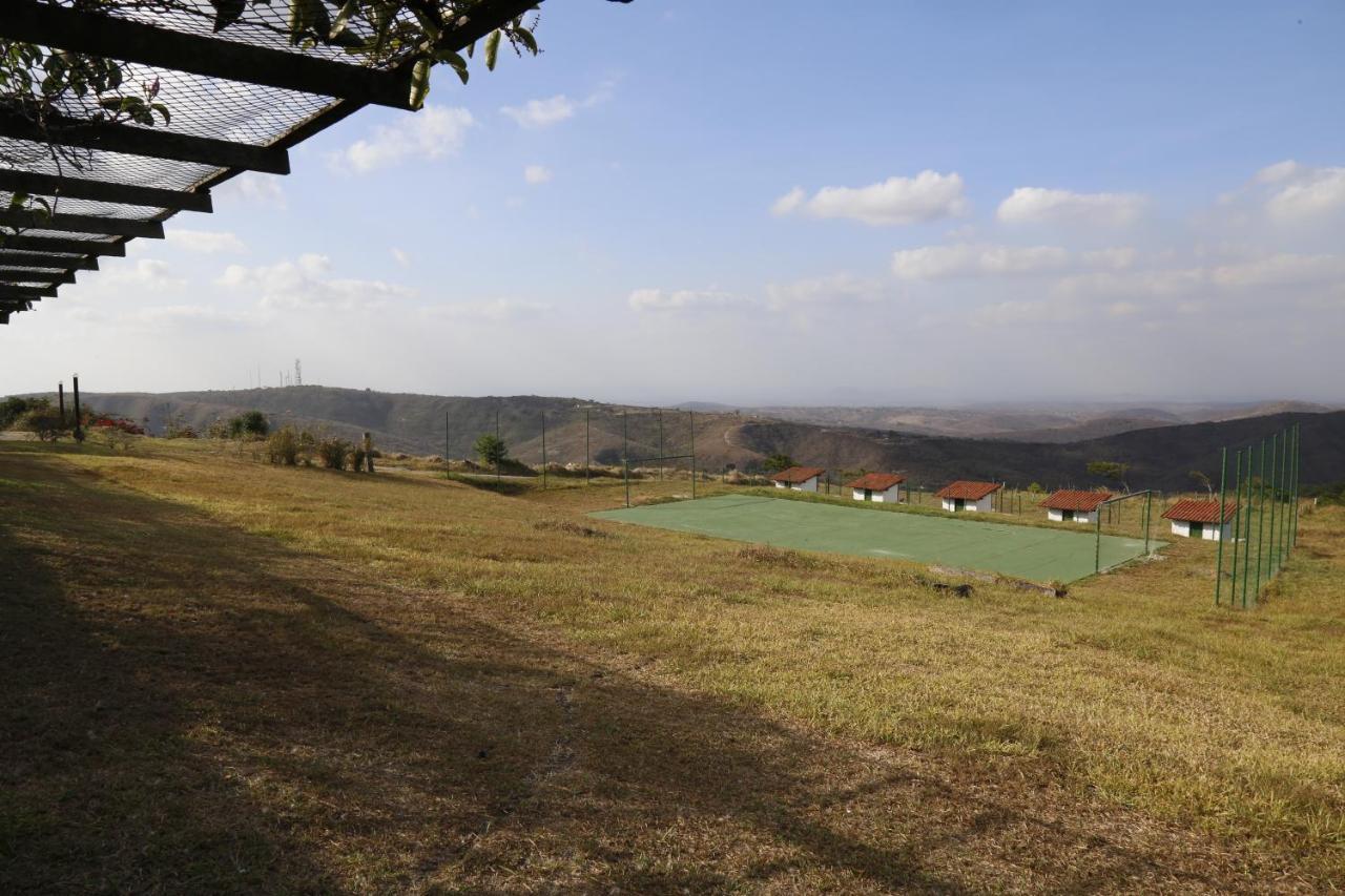Hotel Highlander Гравата Екстер'єр фото